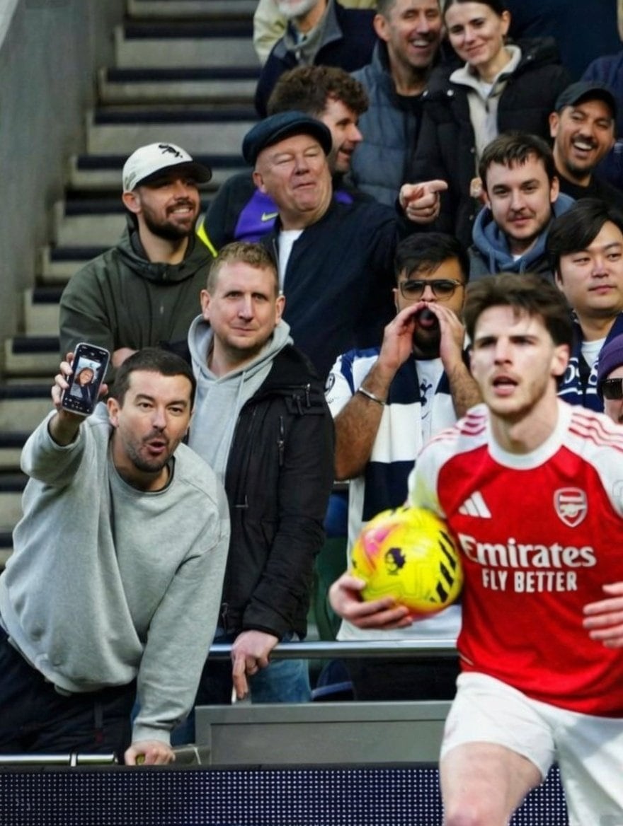 La imagen de la vergüenza en Inglaterra: se burlan de Declan Rice con una foto de su mujer