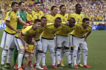 Colombia termina el año por fuera de Rusia 2018: Siete partidos de Eliminatorias se jugaron en el año. El equipo colombiano obtuvo en 2016, cuatro victorias, dos derrotas, dos empates cerrando la Eliminatoria sexta con 18 unidades.