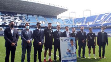 Representantes de los ayuntamientos, Diputaci&oacute;n y club en la presentaci&oacute;n del campus MCF Semana Ssnta.