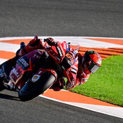 Quartararo sigue delante de Bagnaia, pero no lo suficiente