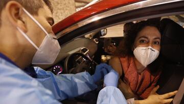 La fecha en la que llegaría la vacuna a cada español, según su edad