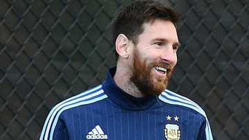 MELBOURNE, AUSTRALIA - JUNE 06:  Lionel Messi of Argentina has a laugh during an Argentina Training Session at City Football Academy on June 6, 2017 in Melbourne, Australia.  (Photo by Quinn Rooney/Getty Images)