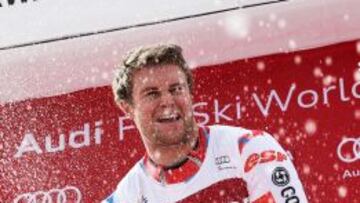 Alexis Pinturault gana el gigante de Yuzawa Naeba.