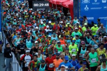 La colorida jornada del Maratón de Santiago, en imágenes