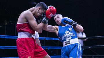 Combate de la Liga Nacional de Boxeo Olímpico.