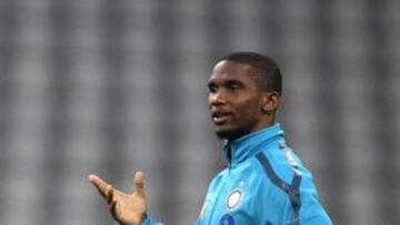 Etoo: "Mou no va por la espalda, dice lo que piensa"