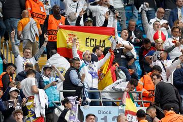 La afición madridista estuvo muy presente en el Etihad Stadium, aunque no pudieron disfrutar de un buen partido de los soyos. 