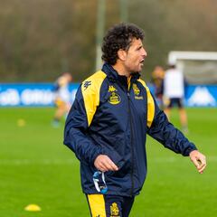 Idiakez: “La distancia con el liderato no me da vértigo, es remontable”