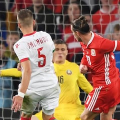 Bale, de salvador al banquillo: fue suplente y salió en el 50'