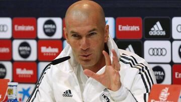 GRAF3124 . MADRID, 18/05/2019.- El técnico francés del Real Madid, Zinedine Zidane, durante la rueda de prensa que ofreció tras el entrenamiento realizado este sábado en la Ciudad Deportiva de Valdebebas en la víspera de