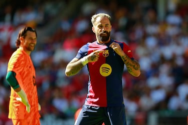 Marc Crosas durante el partido de Leyendas en entre el Real Madrid y el Fútbol Club Barcelona.