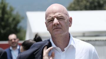 AME2350. SAN JOSÉ (COSTA RICA), 28/08/2022.- El presidente de la FIFA, Gianni Infantino, tras ofrecer una conferencia de prensa hoy, en San José (Costa Rica). El presidente de la FIFA, Gianni Infantino, calificó este domingo como un "éxito" y un "espectáculo" el Mundial Sub'20 femenino de Costa Rica 2022, que concluirá este domingo con la final entre España y Japón. EFE/ Jeffrey Arguedas