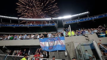 AMDEP144. BUENOS AIRES (ARGENTINA), 23/03/2023.- Fotografía de fuegos artificiales en un homenaje hoy, al final de un partido amistoso entre las selecciones de Argentina y Panamá en el estadio Monumental en Buenos Aires (Argentina). EFE/ Juan Ignacio Roncoroni
