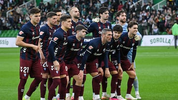 30/11/25 PARTIDO SEGUNDA DIVISION
RACING DE SANTANDER - EIBAR
FORMACION