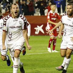 Roman Zozulia, del rechazo en
el Rayo a ídolo del Alba