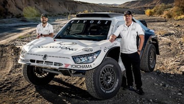 &Oacute;scar Fuertes y Diego Vallejo, con el SsangYong Tivoli DKR. 