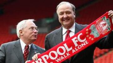 <b>DESPRECIADOS.</b> Gillet y Hicks nunca fueron aceptados por los aficionados del Liverpool.
