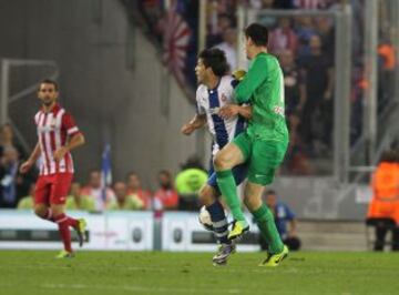 Espanyol-Atlético de Madrid. Courtois hace una fea entrada a Javi López al final del partido.