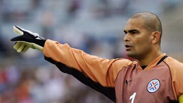 José Luis Chilavert durante un partido con la Selección de Paraguay en el Mundial de Corea - Japón 2002.