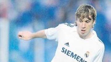 <b>CAMBIO DE IMAGEN. </b>En el Madrid esperan que la próxima temporada Cassano mejore su forma física.