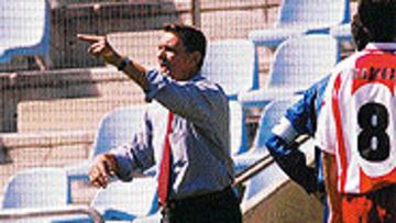 <B>EX JUGADOR</B>. Casuco se enfrenta al Zaragoza.