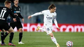 Luka Modric se marcó todo un partidazo ante el Borussia. Acaba contrato el 30 de junio pero aún no ha renovado.