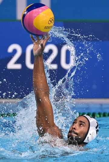 Victoria de prestigio de la selecci¨®n espa?ola de waterpolo sobre Estados Unidos (12-8). Con este triunfo luchar¨¢n por metal el viernes, en las semifinales del torneo.