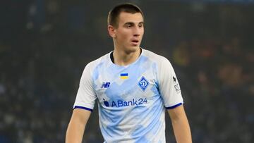 Maksym Dyachuk, con la camiseta del Dinamo de Kiev.