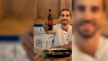 La canción de Cucurella llega muy lejos: atentos al nuevo anuncio de Estrella Damm