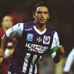 Abel no reaparecerá ante Auxerre, sufre lesión muscular