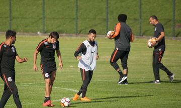 Corinthians ya se adapta a la altura de Bogotá