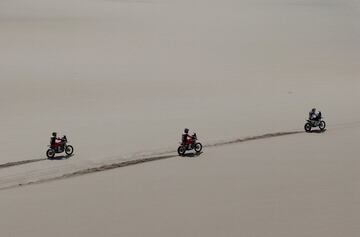Kevin Benavides de Argentina, Ricky Brabec de Estados Unidos y Pablo Quintanilla de Chile.