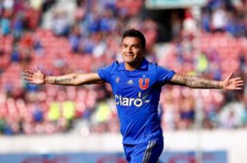 Charles Aránguiz tuvo un breve paso por Argentina antes de retornar y ser multicampeón con la U. Actualmente está en Alemania.