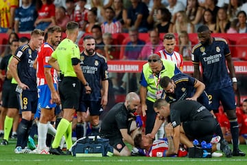 Portu needed medical attention before being taken off the field.