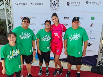 Cita de famosos en Miami para jugar al fútbol playa por una buena causa