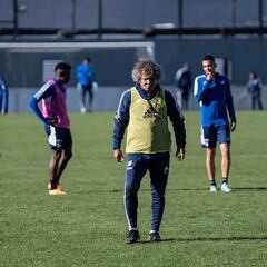 Gamero y las ofertas por Llinás y Vargas: “Puras especulaciones”