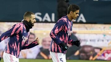 Varane fue sustituido ante el Athletic al descanso por lesi&oacute;n.