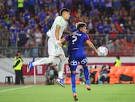 Futbol, Universidad de Chile vs Audax Italiano
Fecha 1, Liga de primera 2026.
El jugador de Universidad de Chile Maximiliano Guerrero, derecha, disputa el balon contra Esteban Matus de Audax Italiano durante un partido de la liga de primera disputado en el estadio Nacional en Santiago, Chile.
30/01/2026
Dragomir Yankovic/Photosport
Football, Universidad de Chile vs Audax Italiano
First date, 2026 First division league.
Universidad de ChileÕs player Maximiliano Guerrero, right, vies for the ball against Esteban Matus of Audax Italiano during a first division league match at the Nacional stadium in Santiago, Chile
30/01/2026
Dragomir Yankovic/Photosport