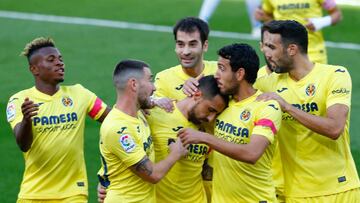 Al Valencia le crecen los enanos: Alcácer y Parejo ajustan cuentas