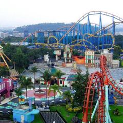 Six Flags México reabre sus puertas pese a las críticas