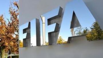 La FIFA recaudó 1.976 millones de euros en el 2014.