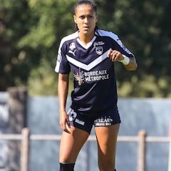 Cuarta oferta del Tacon por Kathellen Sousa al Girondins