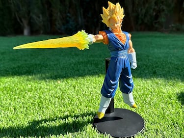 El ataque más brutal de Vegito, recreado en esta figura