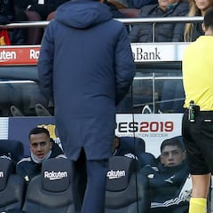 Lucas, al árbitro mientras veía el VAR: "Te estás cagando..."