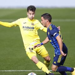 Los tres jugadores de la historia del Villarreal con más partidos son de casa