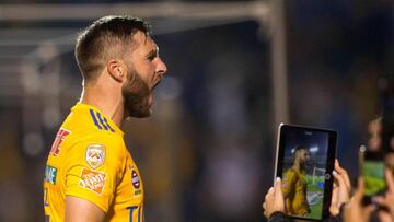 El delantero de los Tigres empató el partido ante Cruz Azul en los últimos minutos con una gran jugada individual.