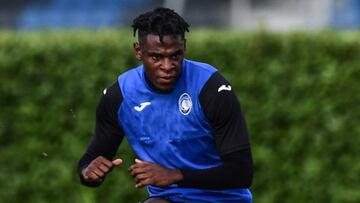 Duv&aacute;n Zapata, delantero colombiano