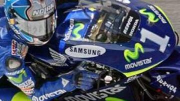 <b>GRAN PEDROSA.</B> El campeón del mundo se escapó al final y ganó la carrera. Segundo fue otro español, Jorge Lorenzo.