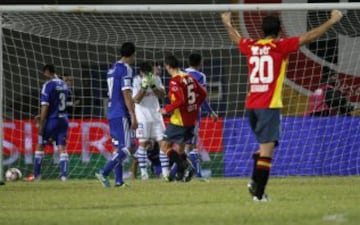 Los hispanos, dirigidos por José Luis Sierra, superaron tranquilamente a la U de Darío Franco por 2-0. Anotaron Gustavo Canales y Óscar Hernández.