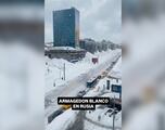 Extrema nevada cubre toda una ciudad en Rusia